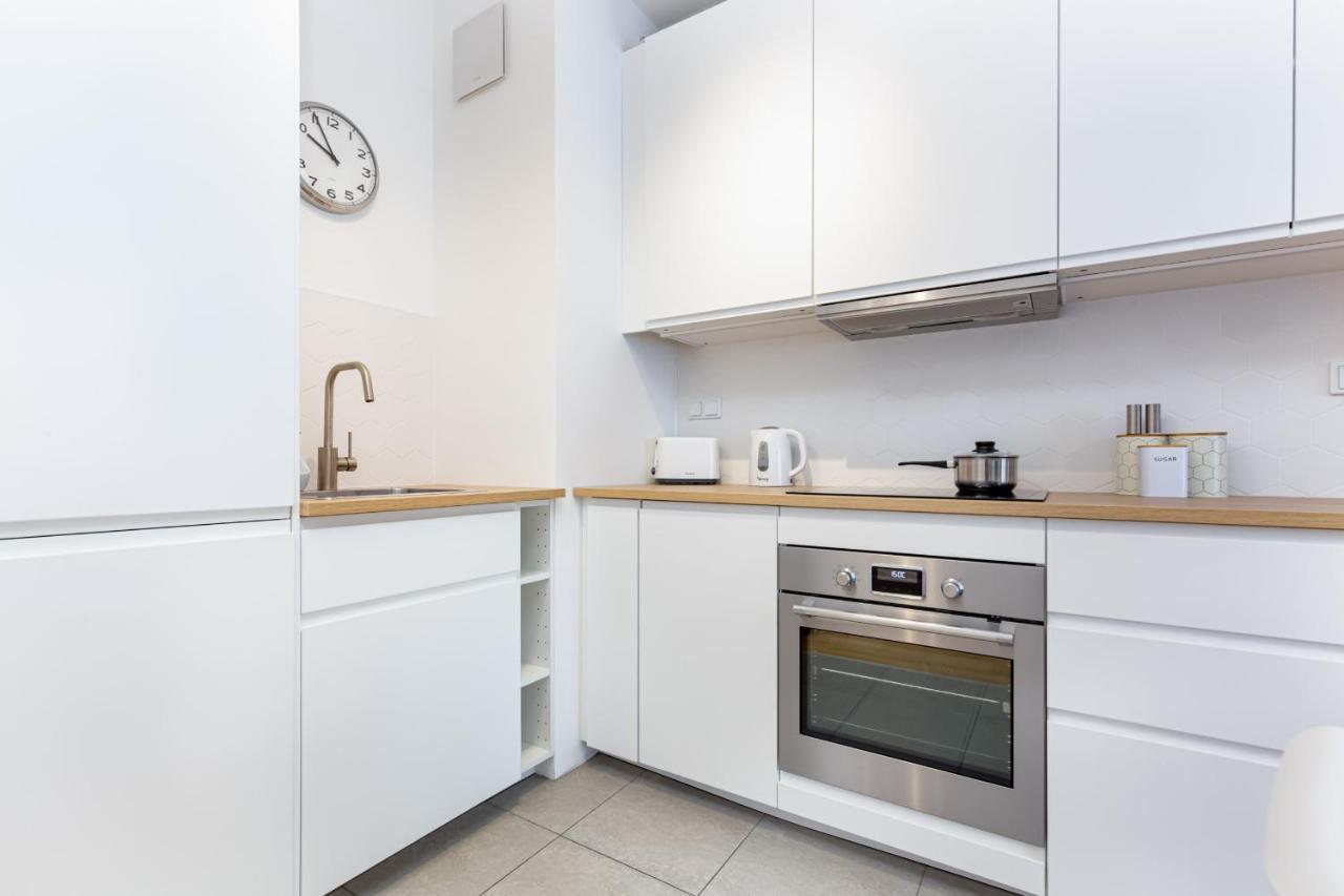 Apartments Varsovia Kasprzaka By Noclegi Renters Buitenkant foto